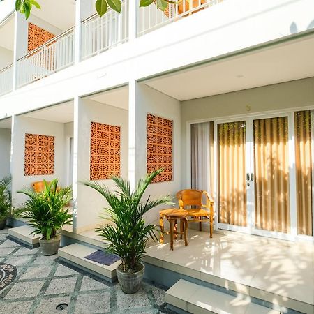 Dharma Guest House Seminyak Redpartner Ngoại thất bức ảnh
